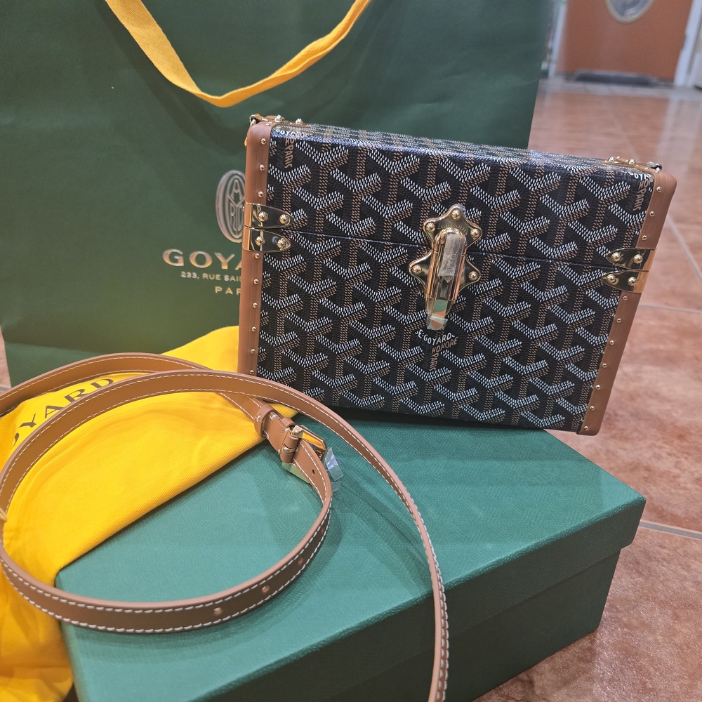 Goyard Black and Brown Messenger Bag